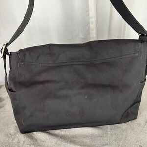 GAP Black Messenger Shoulder Bag Adjustable Strap Flap Nylon Lined